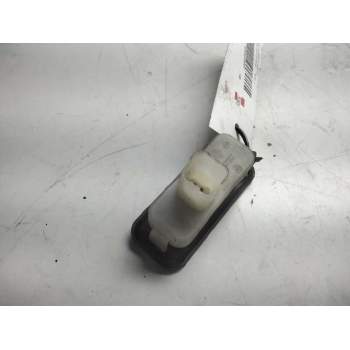 Recambio de maneta exterior porton para renault clio iv limited referencia OEM IAM 8200985516  