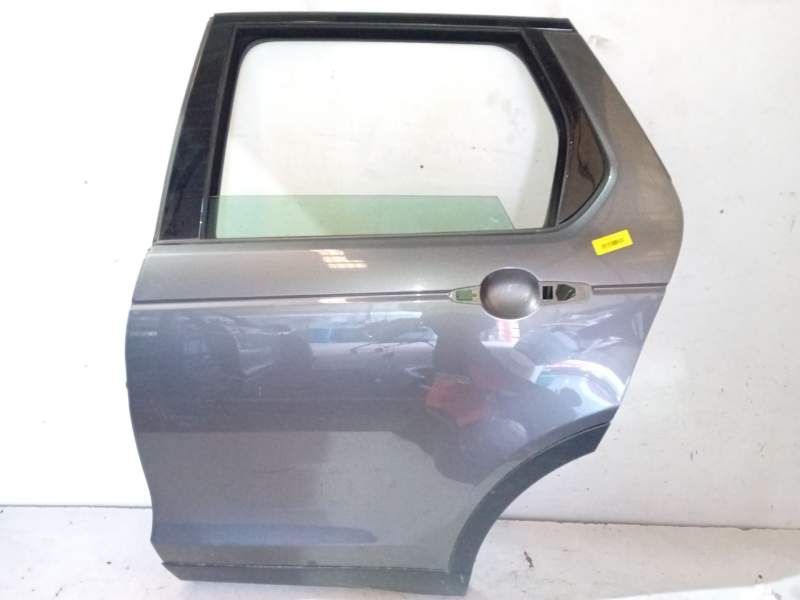 Recambio de puerta trasera izquierda para land rover discovery sport (l550) 2.0 d referencia OEM IAM LR061285  