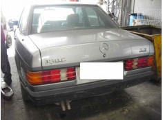mercedes clase c (w201) berlina del año 1987