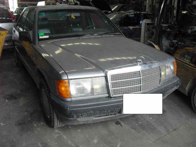 mercedes clase c (w201) berlina del año 1987