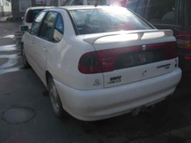 seat cordoba berlina (6k2) del año 1999