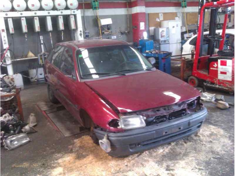 opel astra f berlina del año 1991