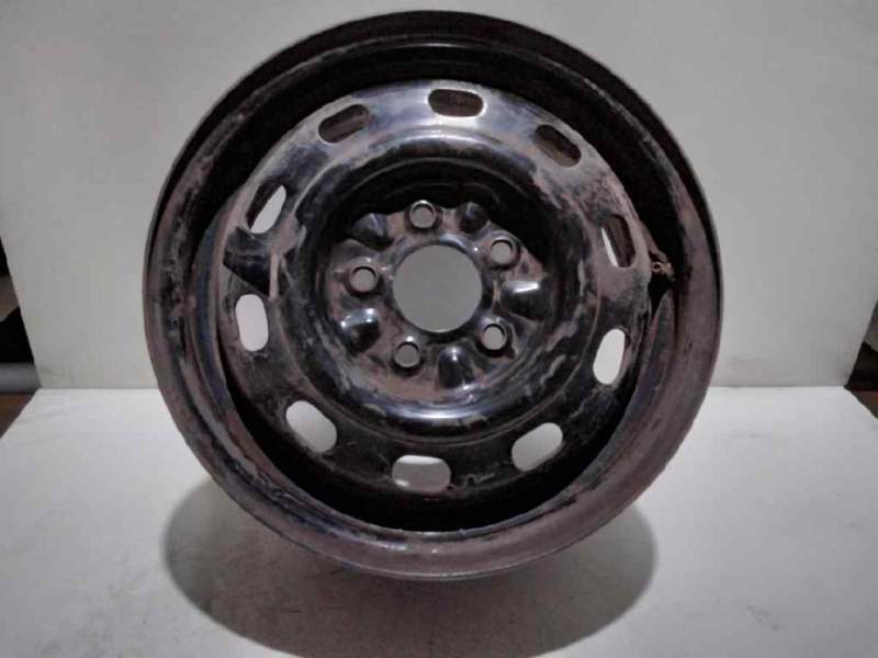 Recambio de llanta hierro para kia carnival ii 2.9 crdi lx referencia OEM IAM 15 5TORNILLOS  