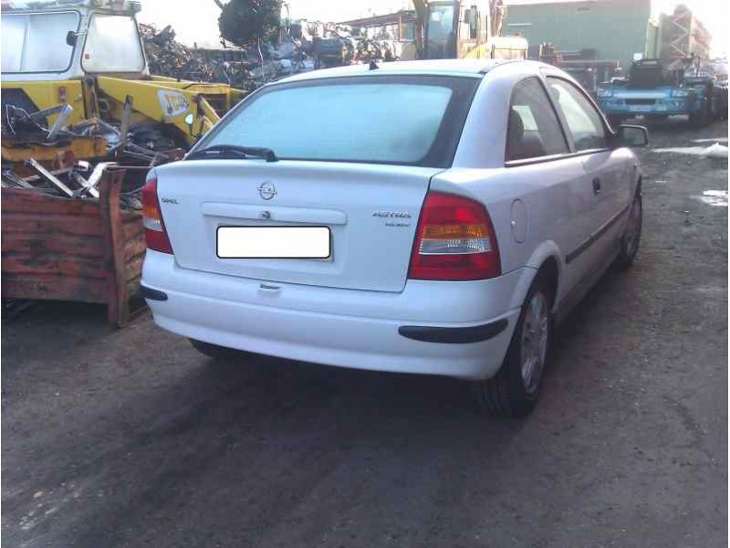 opel astra g berlina del año 1999