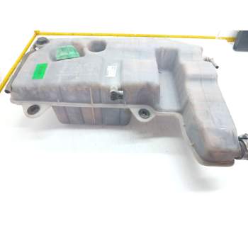 Recambio de deposito expansion para iveco stralis as44s48t/p referencia OEM IAM 5802411213  