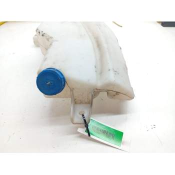 Recambio de deposito limpia para iveco stralis as44s48t/p referencia OEM IAM 504011556  