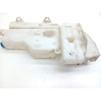 Recambio de deposito limpia para iveco stralis as44s48t/p referencia OEM IAM 504011556  