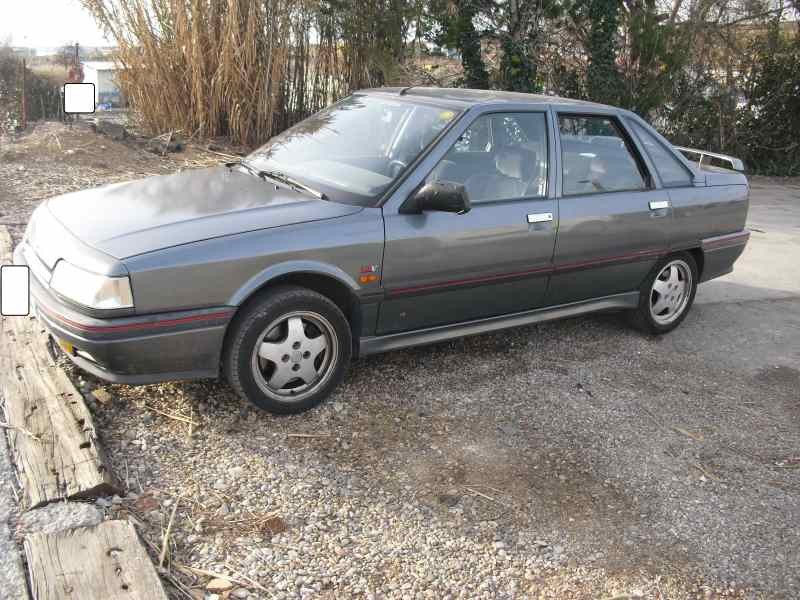 renault 21 berlina (b/l48) del año 1985