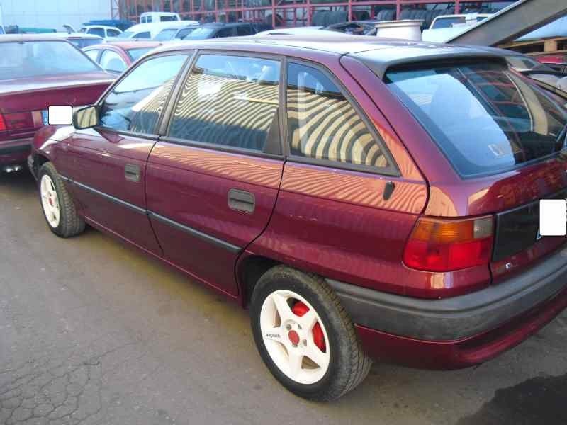 opel astra f berlina del año 1994
