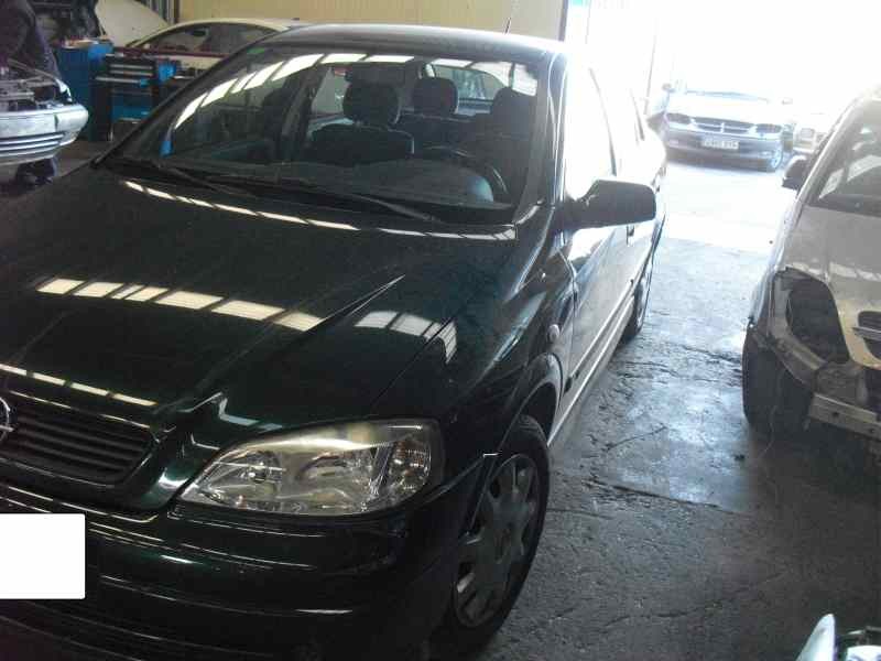 opel astra g berlina del año 1998