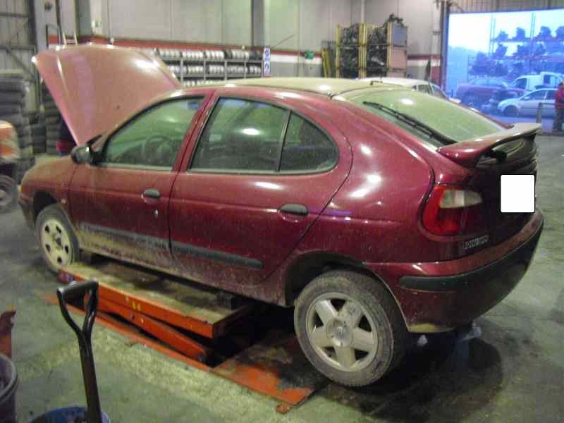 renault megane i fase 2 berlina (ba0) del año 2000