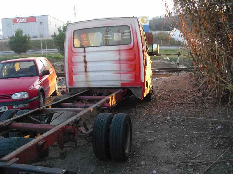 iveco daily caja cerrada (1999 =>) del año 2000