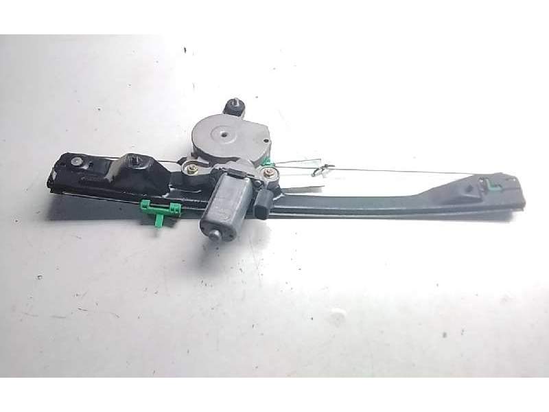 Recambio de elevalunas delantero izquierdo para fiat punto berlina (188) 1.2 8v class referencia OEM IAM   