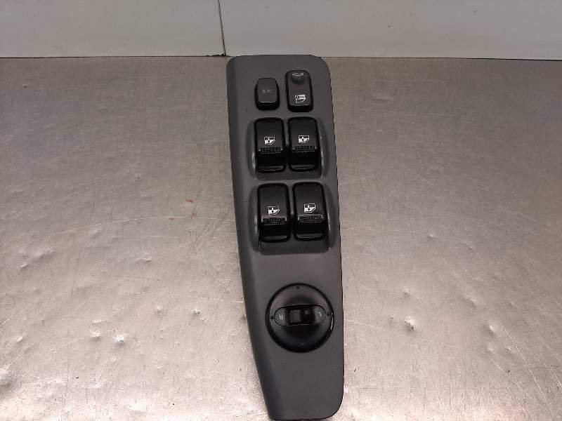 Recambio de mando elevalunas delantero izquierdo para kia cerato 1.6 lx familiar (5-ptas.) referencia OEM IAM 935702F100GW  
