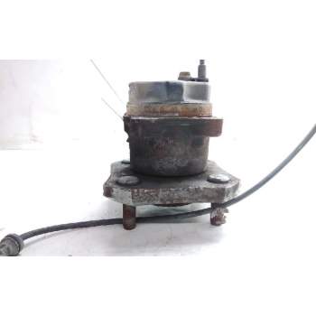 Recambio de buje trasero derecho para nissan nv 200 (m20) 1.5 dci cat referencia OEM IAM   