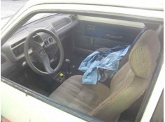 peugeot 205 berlina del año 1983 2