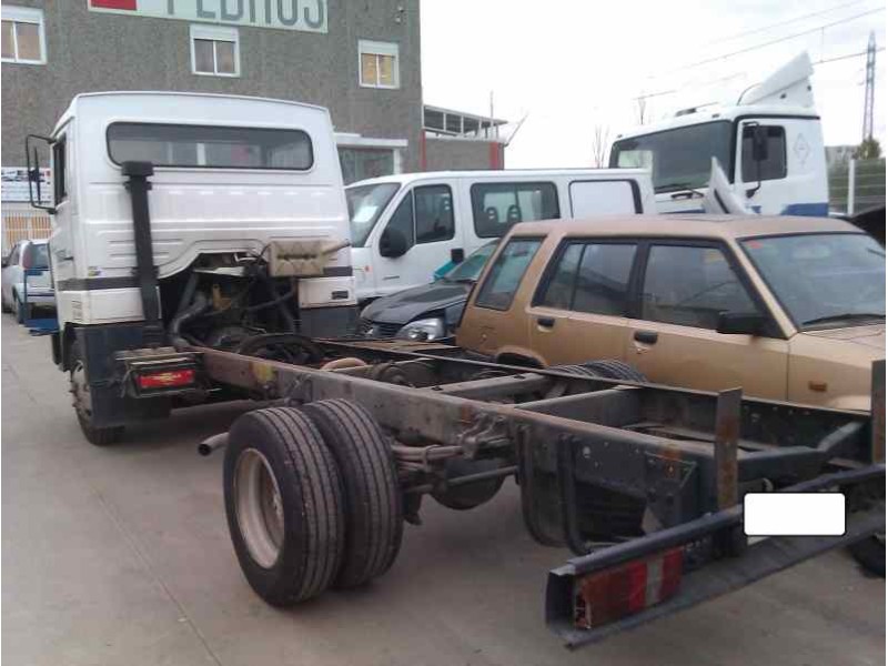 nissan l-80.09 del año 1990