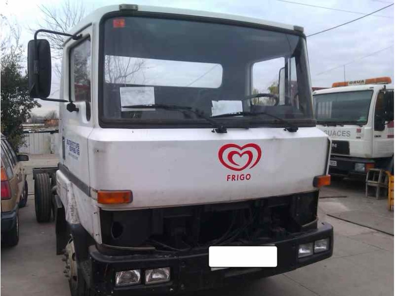 nissan l-80.09 del año 1990