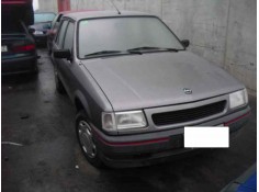 opel corsa a del año 1985