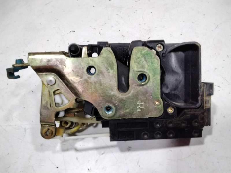 Recambio de cerradura puerta delantera derecha para daewoo tacuma cdx referencia OEM IAM 96292108  