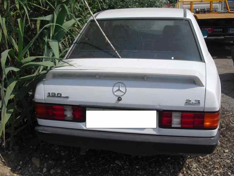 mercedes clase c (w201) berlina del año 1988