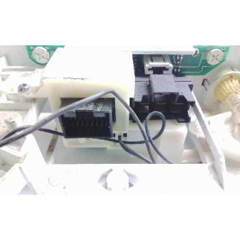 Recambio de mando climatizador para nissan terrano/terrano.ii (r20) referencia OEM IAM EG08136701  