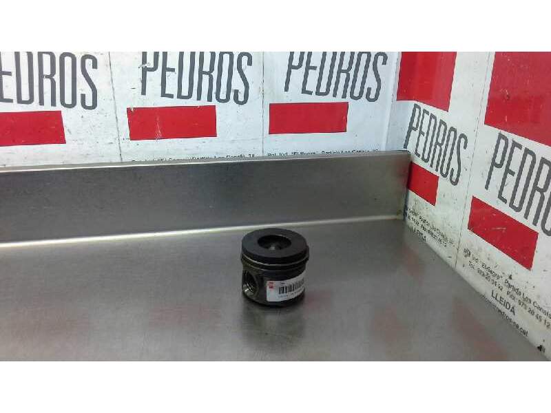 Recambio de piston para ford mondeo berlina (ge) ghia referencia OEM IAM   