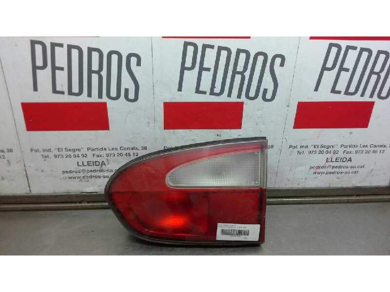 Recambio de piloto trasero central para hyundai h 1 referencia OEM IAM MH980227  