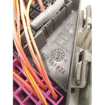 Recambio de caja fusibles para audi a4 avant (8e) 2.0 tdi referencia OEM IAM 8D1941824  