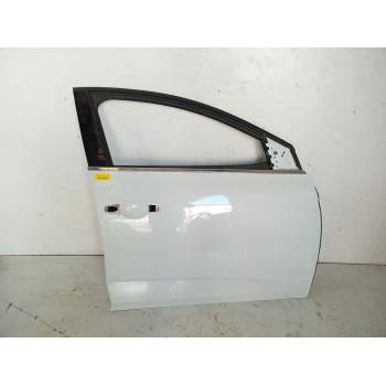 PUERTA DELANTERA DERECHA 801001148R 