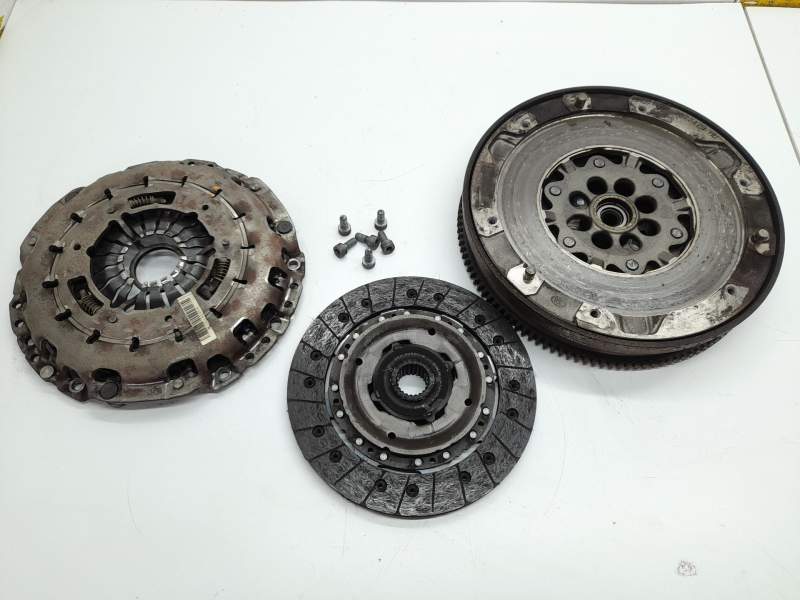 Recambio de kit embrague para bmw 1 (e81) 120 d referencia OEM IAM 324033610  