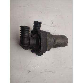Recambio de bomba agua para bmw serie 3 berlina (e90) 2.0 16v diesel cat referencia OEM IAM 0392020068  