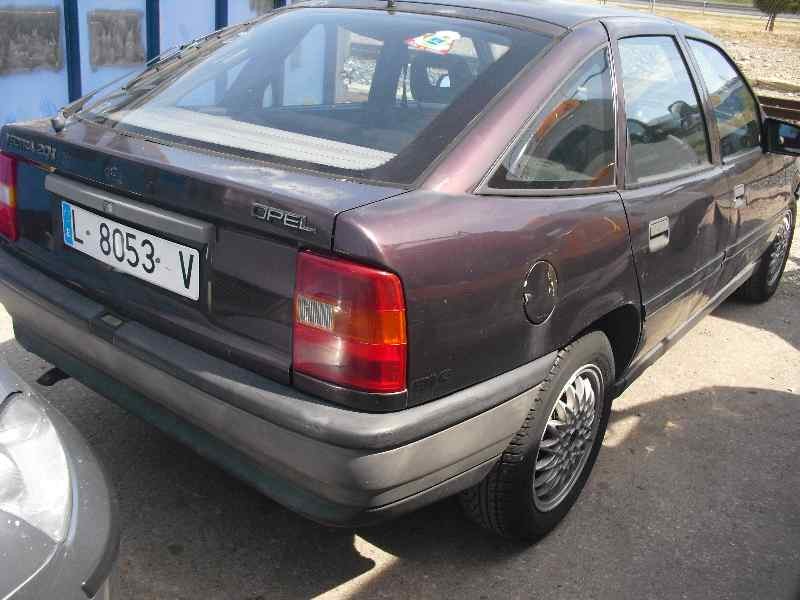 opel vectra a del año 1992