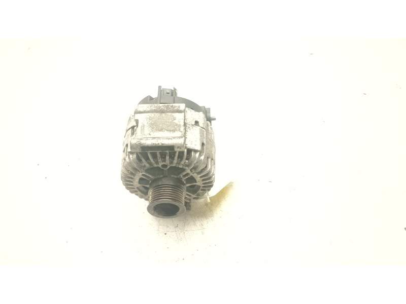 Recambio de alternador para mercedes-benz clase c (w204) c 220 cdi (204.002) referencia OEM IAM A0009060401  