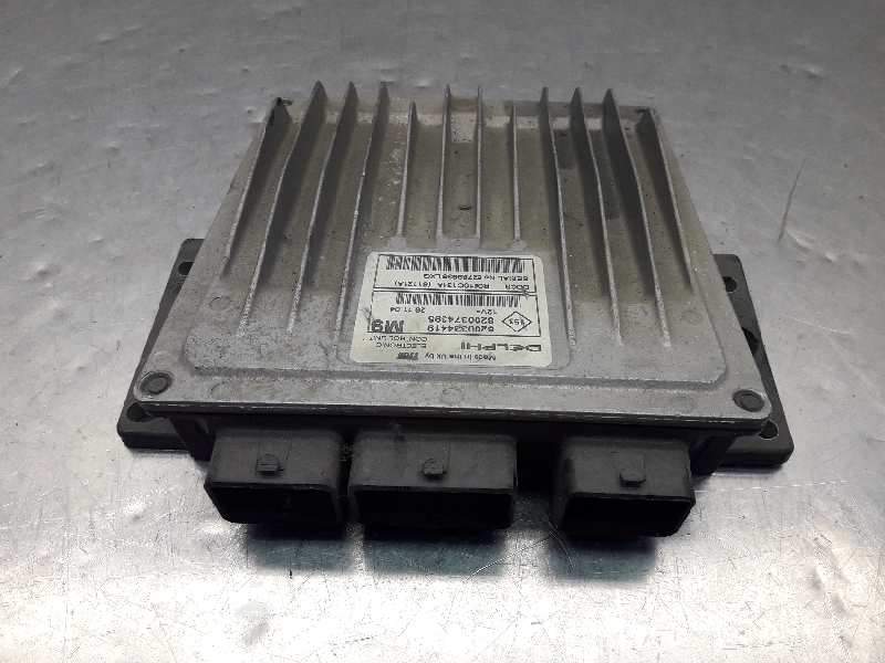 Recambio de centralita motor uce para renault megane ii berlina 3p referencia OEM IAM 8200334419 R0410C131A 8200374395