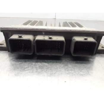 Recambio de centralita motor uce para renault megane ii berlina 3p referencia OEM IAM 8200334419 R0410C131A 8200374395