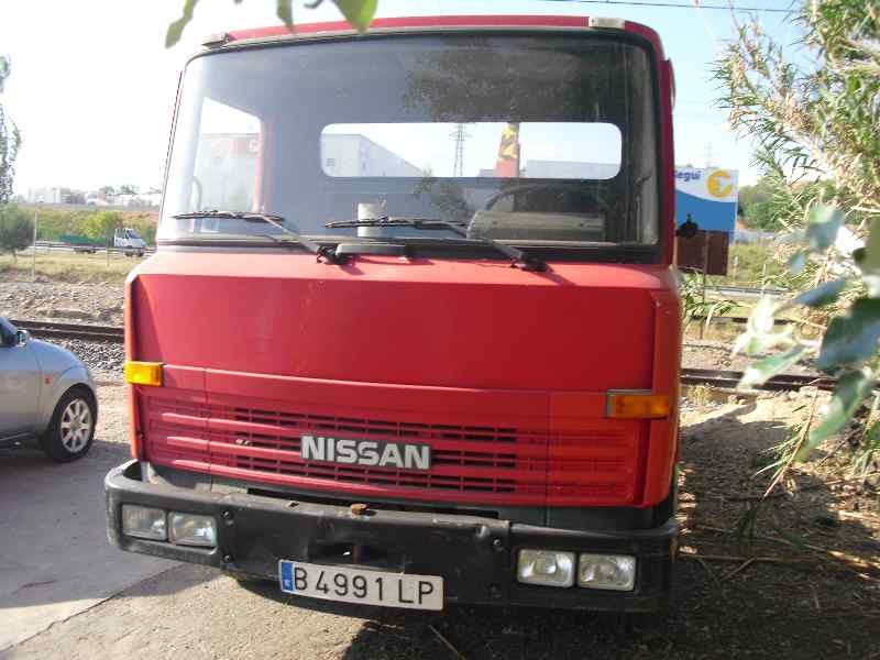 nissan l-80.09 del año 1990