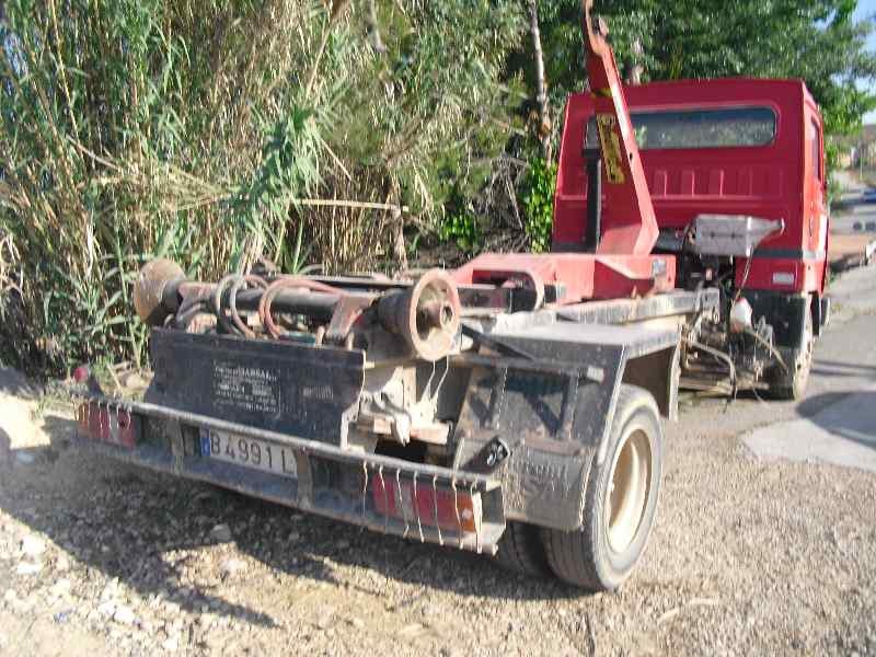 nissan l-80.09 del año 1990