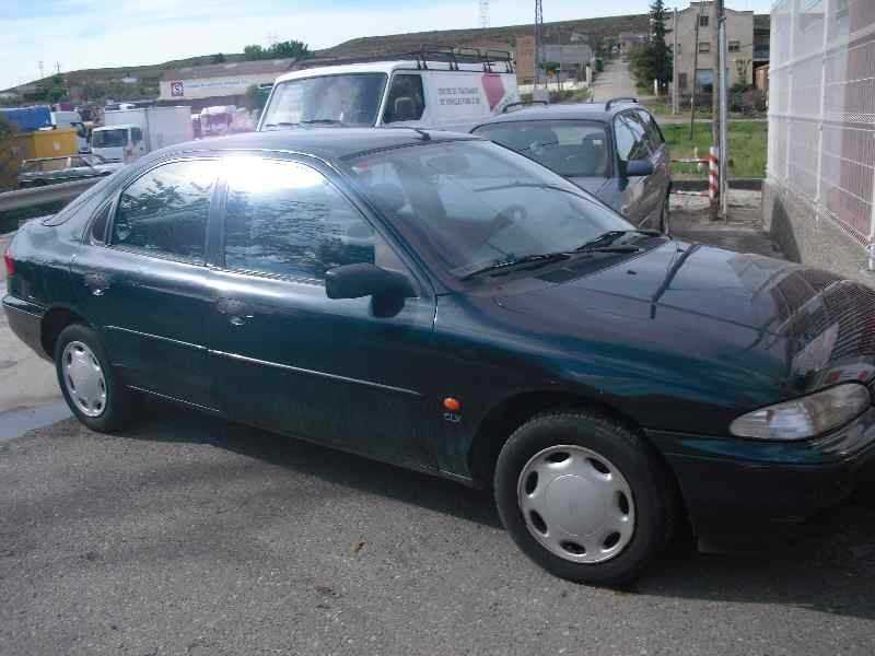 ford mondeo berlina/familiar (fd) del año 1996