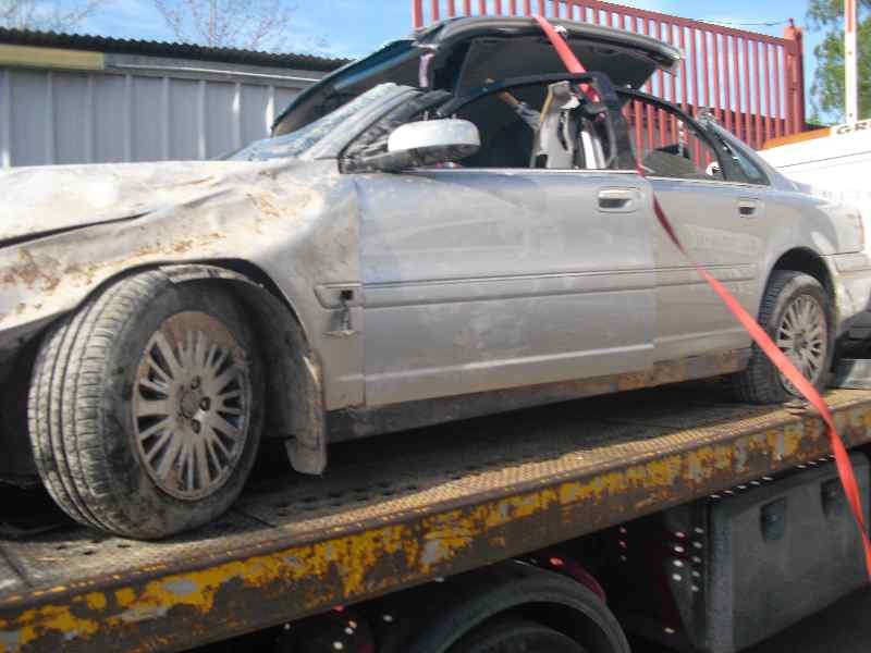 volvo s80 berlina del año 2005