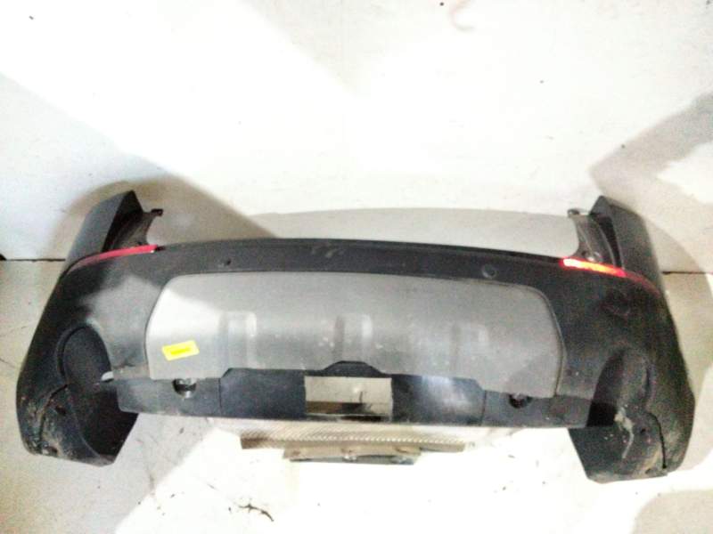 Recambio de paragolpes trasero para land rover discovery sport (l550) 2.0 d referencia OEM IAM LR122953  