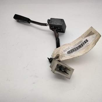Recambio de mando limpia para nissan trade 2.8 referencia OEM IAM   
