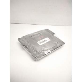 Recambio de centralita motor uce para nissan primastar (x..) referencia OEM IAM 0281010632 8200051608 8200389543
