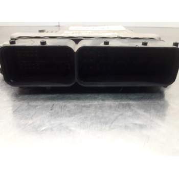 Recambio de centralita motor uce para opel insignia berlina referencia OEM IAM 0281017587 55575349 E9155578704