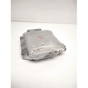 Recambio de centralita motor uce para renault megane ii berlina 3p referencia OEM IAM 0281011648 8200460380 8200391966