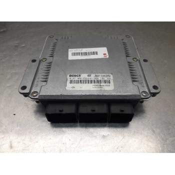 Recambio de centralita motor uce para renault trafic combi (ab 4.01) referencia OEM IAM 0281010632 8200051608 8200204836