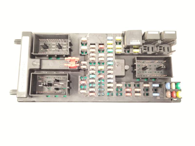 Recambio de caja reles para land rover discovery sport (l550) 2.0 d referencia OEM IAM FK7214F041AC  