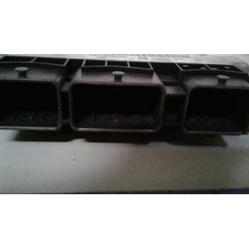 Recambio de centralita motor uce para renault megane ii berlina 3p referencia OEM IAM 0281011648 8200391966 8200514116