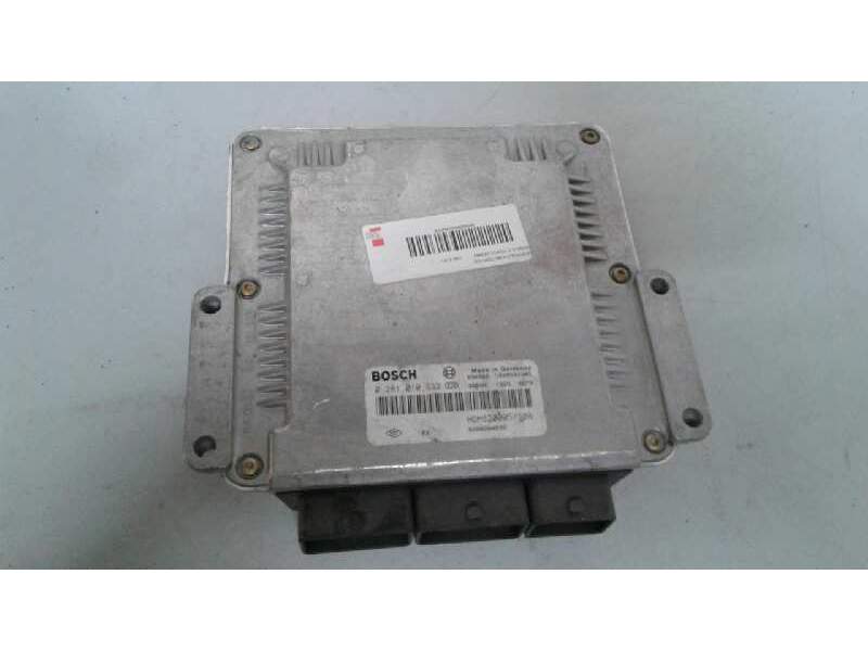 Recambio de centralita motor uce para renault trafic combi (ab 4.01) referencia OEM IAM 0281010632 8200051608 8200204836