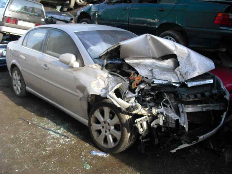 opel vectra c berlina del año 2005
